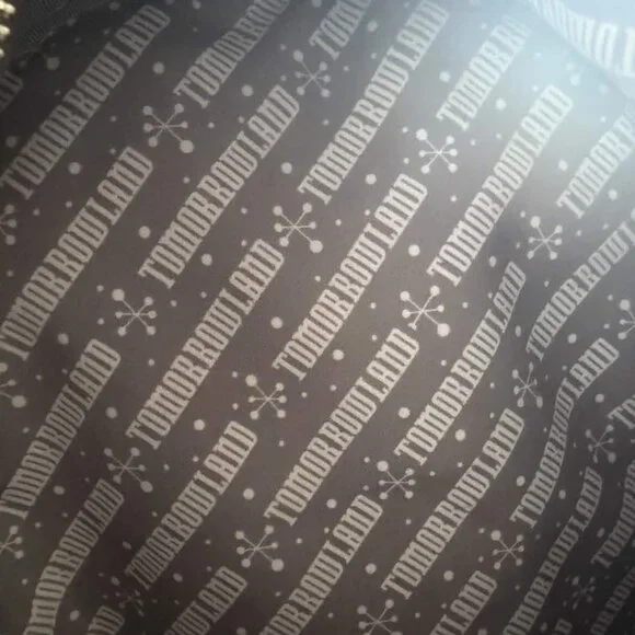 NWT/USED Disneyland's Tomorrrowland Bundle - Picture 10 of 11